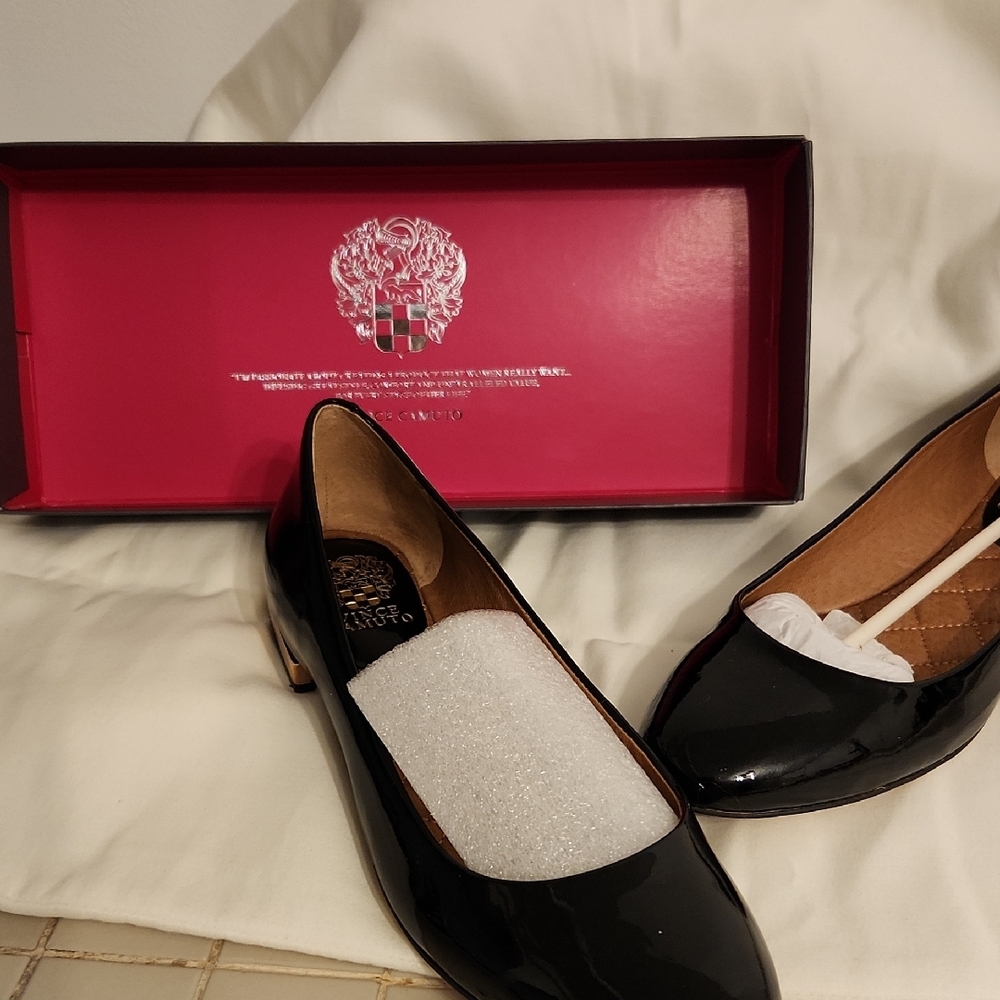Vince Camuto Black Patent Leather Flats